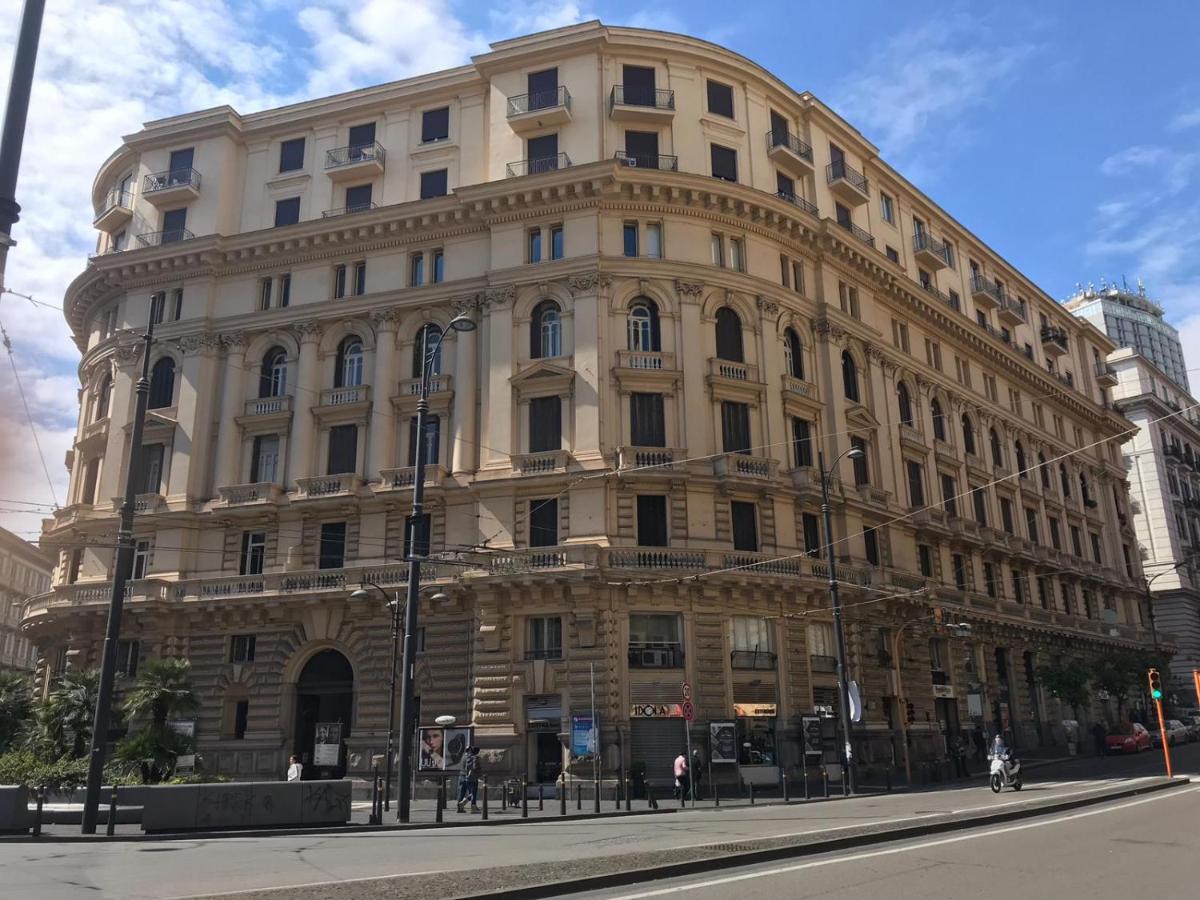 Oscar Apartment Неаполь Экстерьер фото